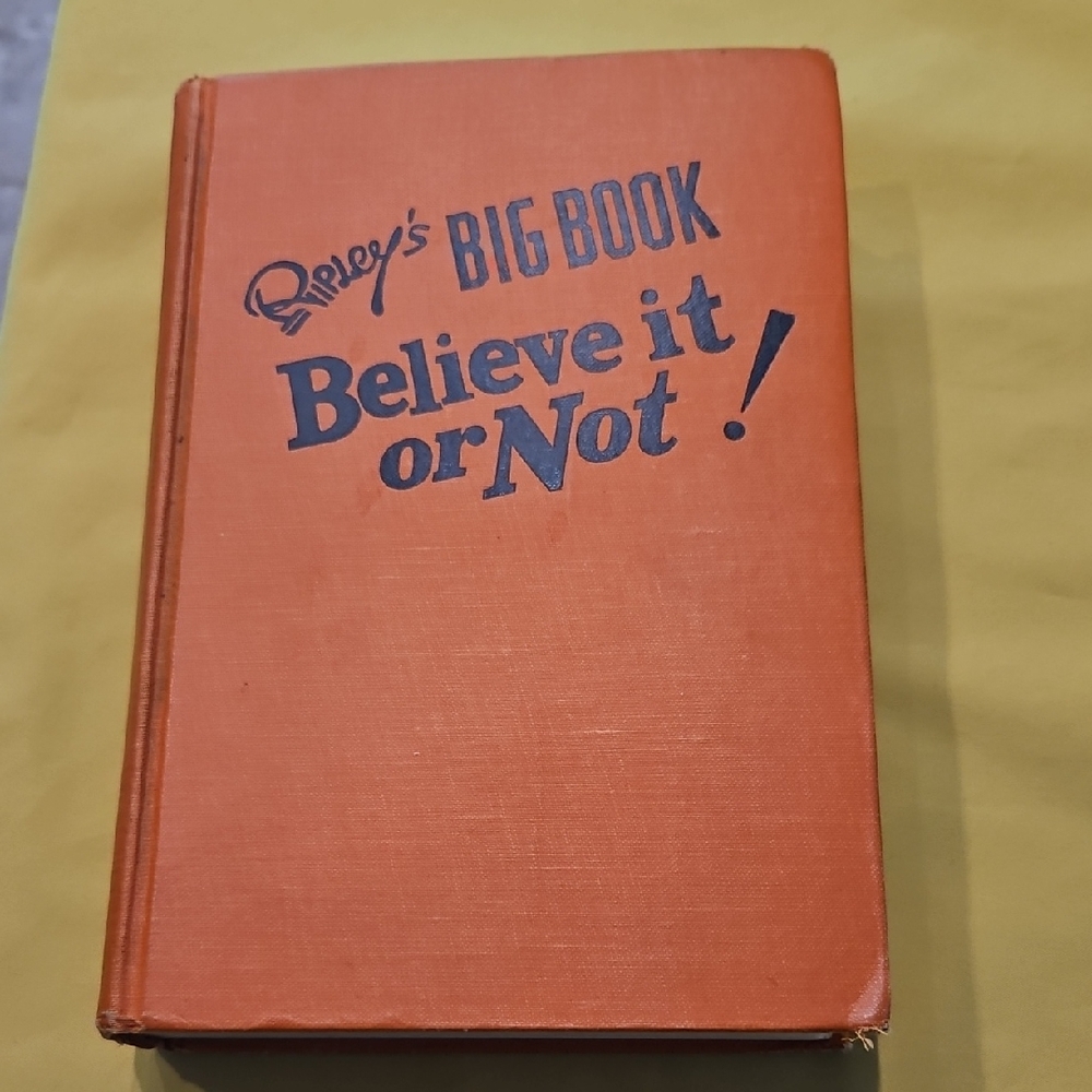 Ripleys Big Book Believe It Or Not! ▪︎ Signed By Robert L. Ripley ▪︎ 1941 📚